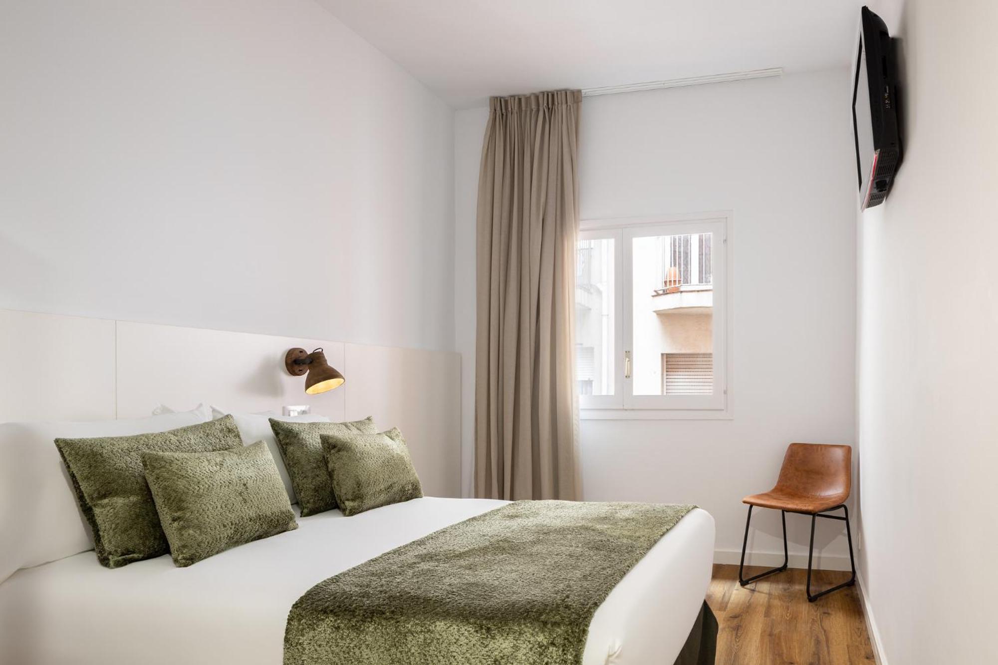 Hotel Htop Bcn #htopenjoy 2*