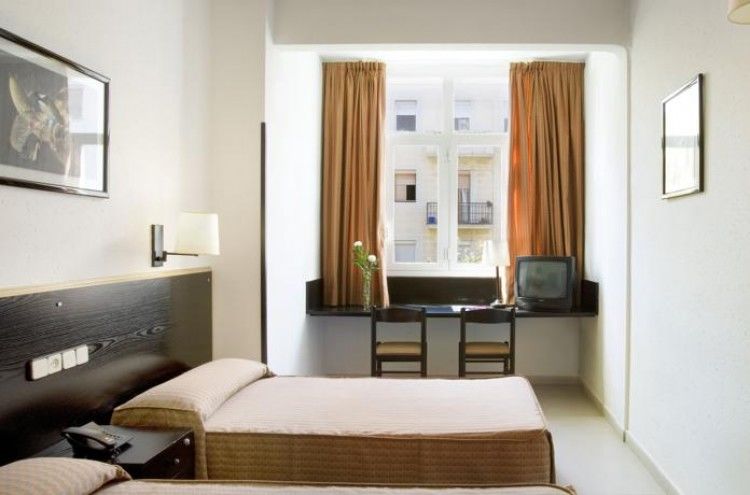 Hotel Htop Bcn #htopenjoy 2*